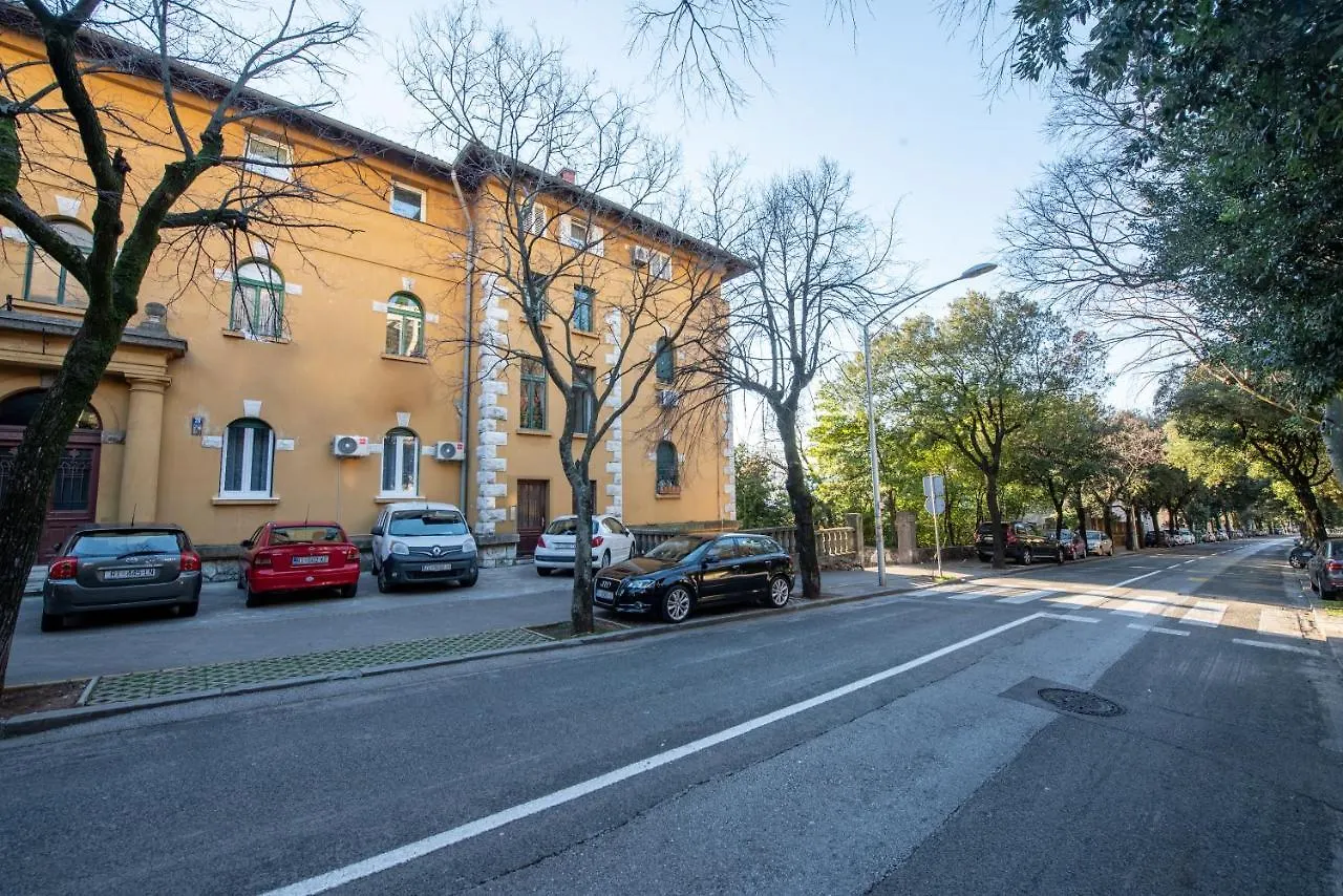 Apartman Cezar Apartment Rijeka 0*,  Croatia